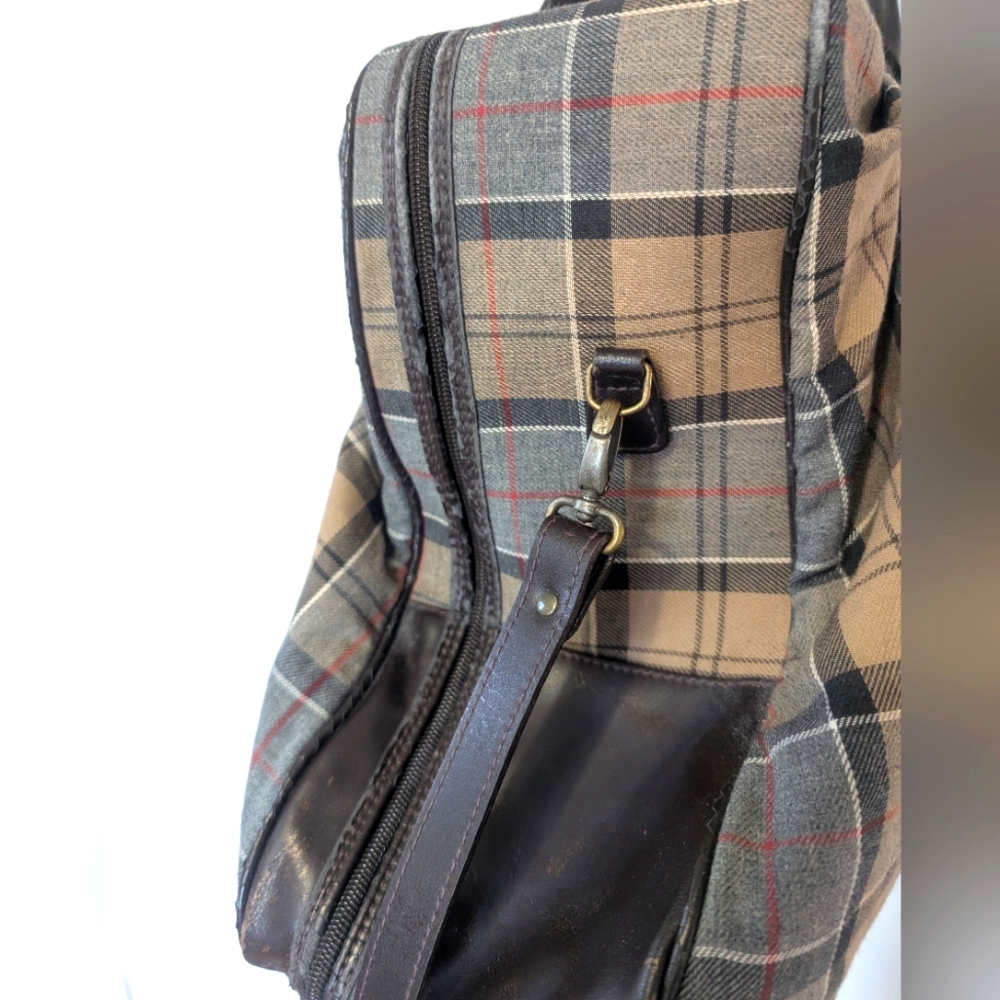 Barbour Vintage Overnight Weekender Zipper Duffle Bag in Dress Tartan - Picture 11 of 14